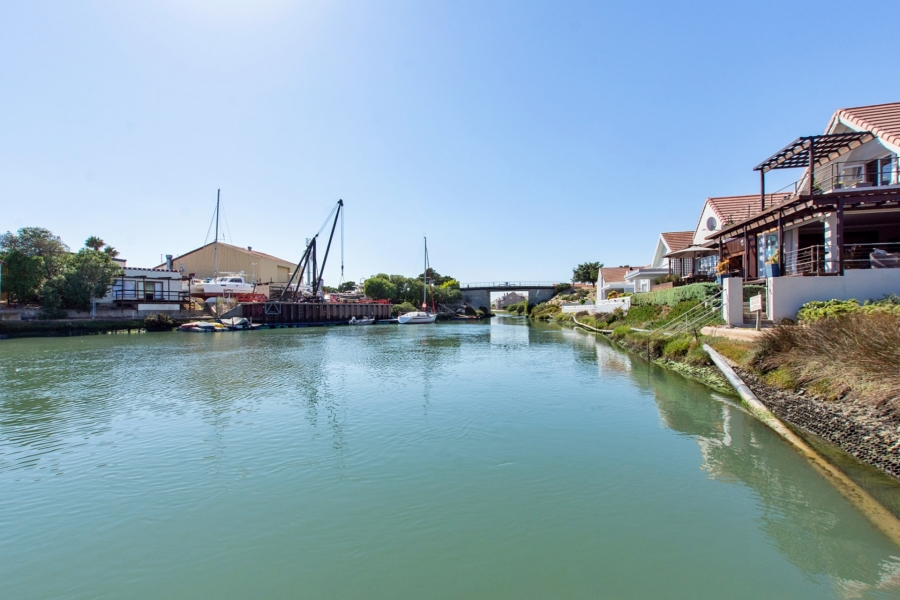 4 Bedroom Property for Sale in Port Owen Western Cape